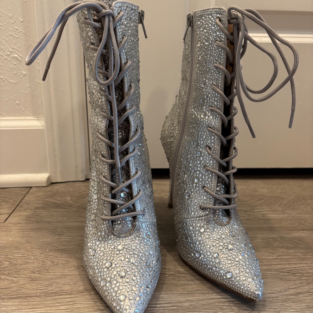 Steve Madden Valency R Rhinestone Lace Up Booties - Picture 2 of 6